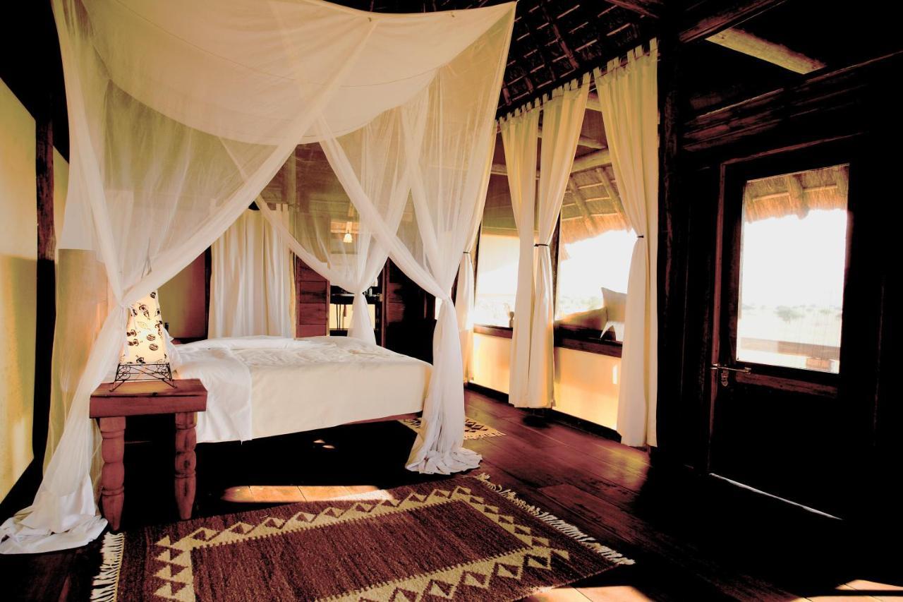 Apoka Safari Lodge Loitanit Екстер'єр фото