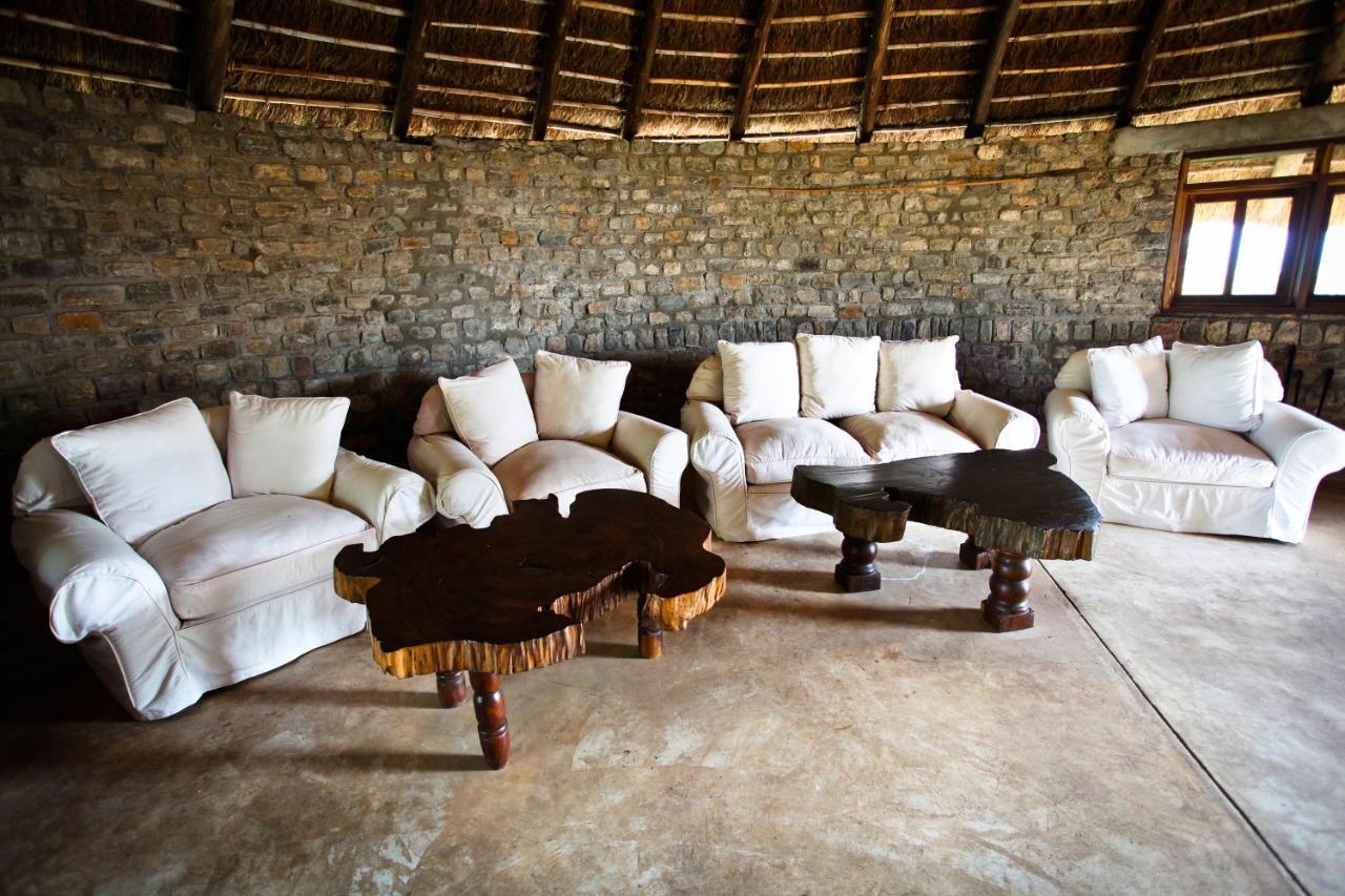 Apoka Safari Lodge Loitanit Екстер'єр фото