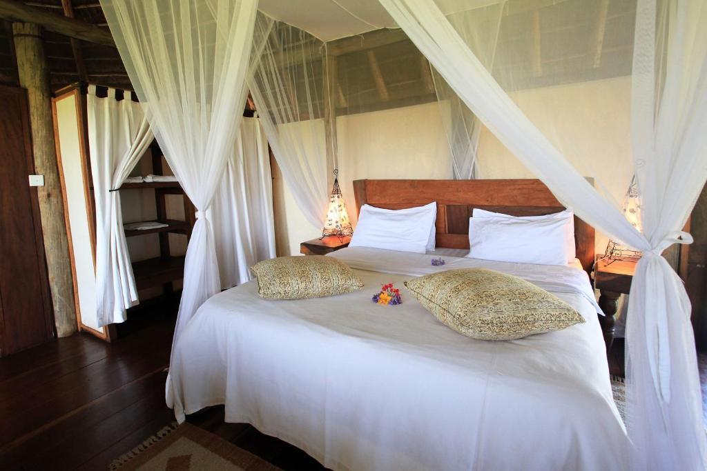 Apoka Safari Lodge Loitanit Екстер'єр фото