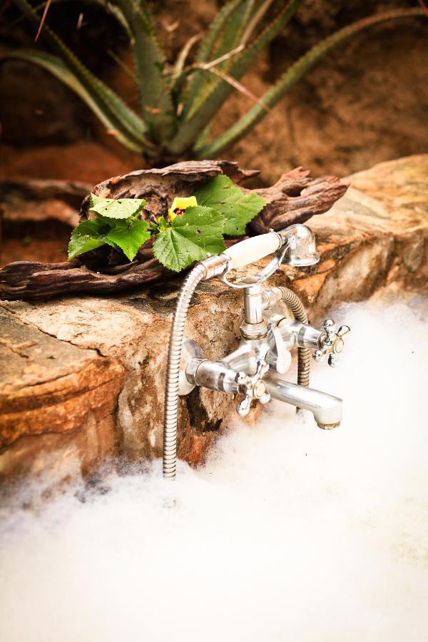 Apoka Safari Lodge Loitanit Екстер'єр фото